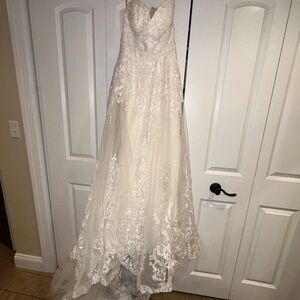 Oleg Cassini White Lace Wedding Dress Size 6 NWT